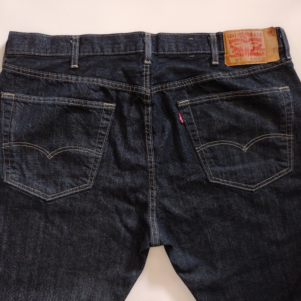Levi's 501 jeans men's W 40 L 32 dark wash straight leg cotton